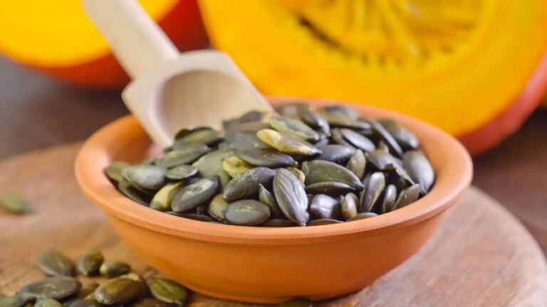 Know these 5 delicious ways to add pumpkin seeds to your diet