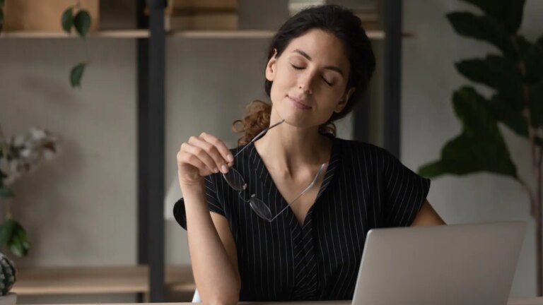 Why let stress ruin your day? 5 ways to relax body and mind at work