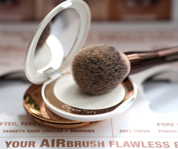 Charlotte Tilbury Airbrush Brightening Flawless Finish Powder Review