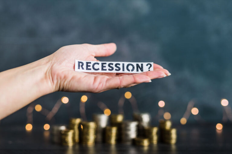 Fitch expects recession in US in Q2 2023, consumer sentiment to weaken