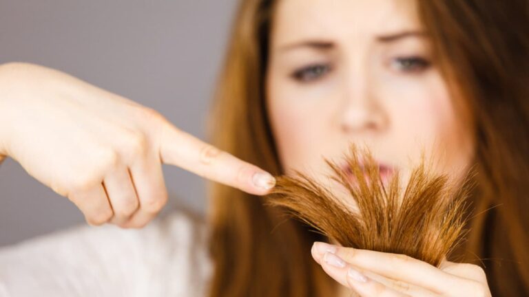 What causes split ends and how to avoid them?