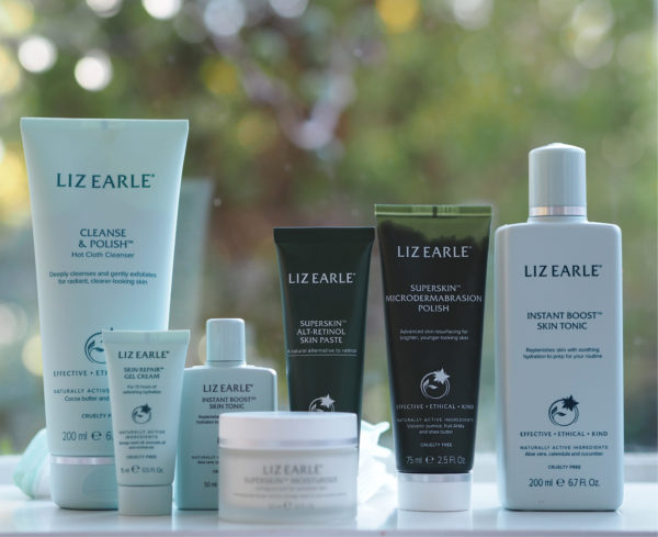 Liz Earle Your Daily Routine Kit – The Gift That Gives Twice!