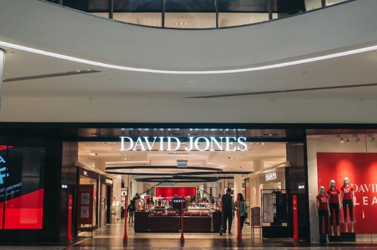 Woolworths sells David Jones to Australian private equity firm