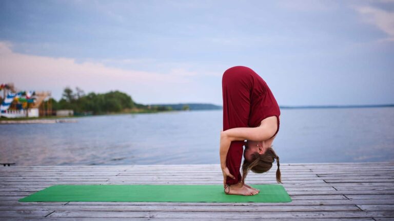 5 yoga asanas to keep the body warm and strong