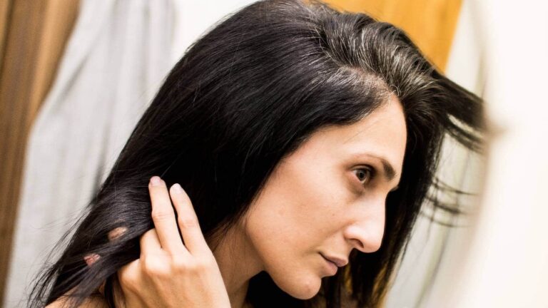 7 anti-aging hair care tips to keep dryness at bay