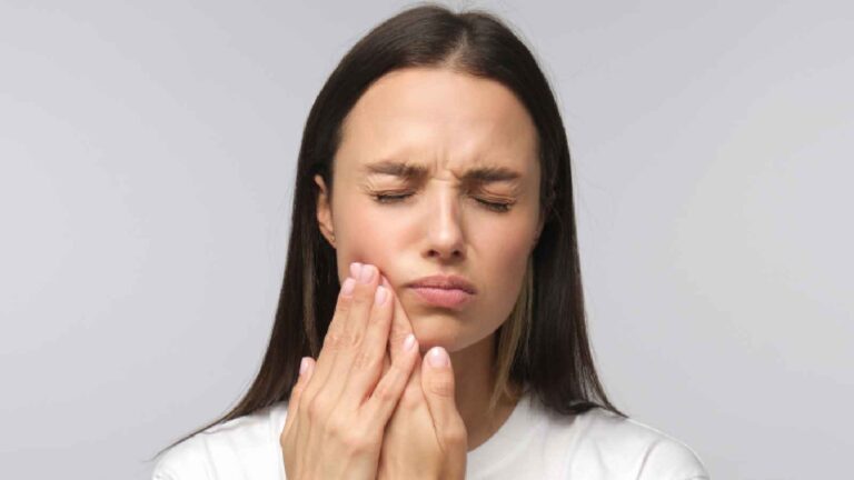 Toothache Day: 5 types of toothache and how to manage the pain