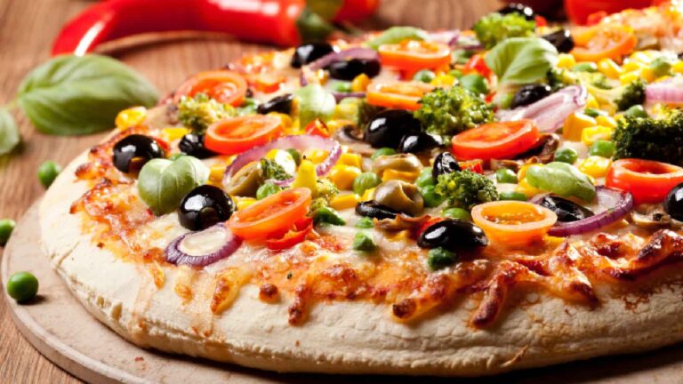 World Pizza Day: A healthy millet pizza recipe you won’t regret eating