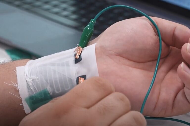 UWE Bristol researchers introduce fabric that monitors heart rate