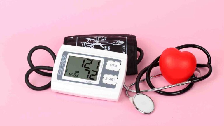Can blood pressure be a sign of heart attack?