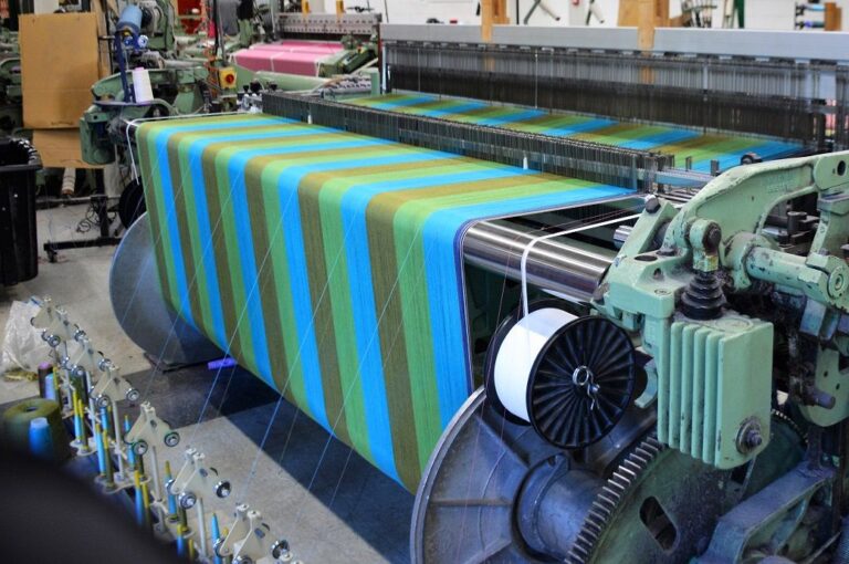Indian govt lowers customs duty on certain textile machinery