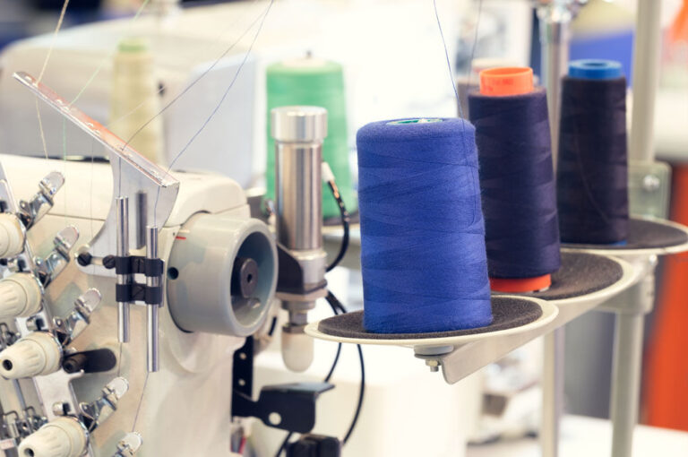 Egyptian president reviews plans to modernise textile industry