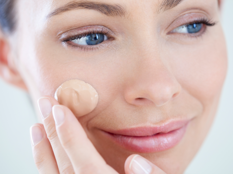 Top Non-Comedogenic Foundations for Clear and Healthy Skin